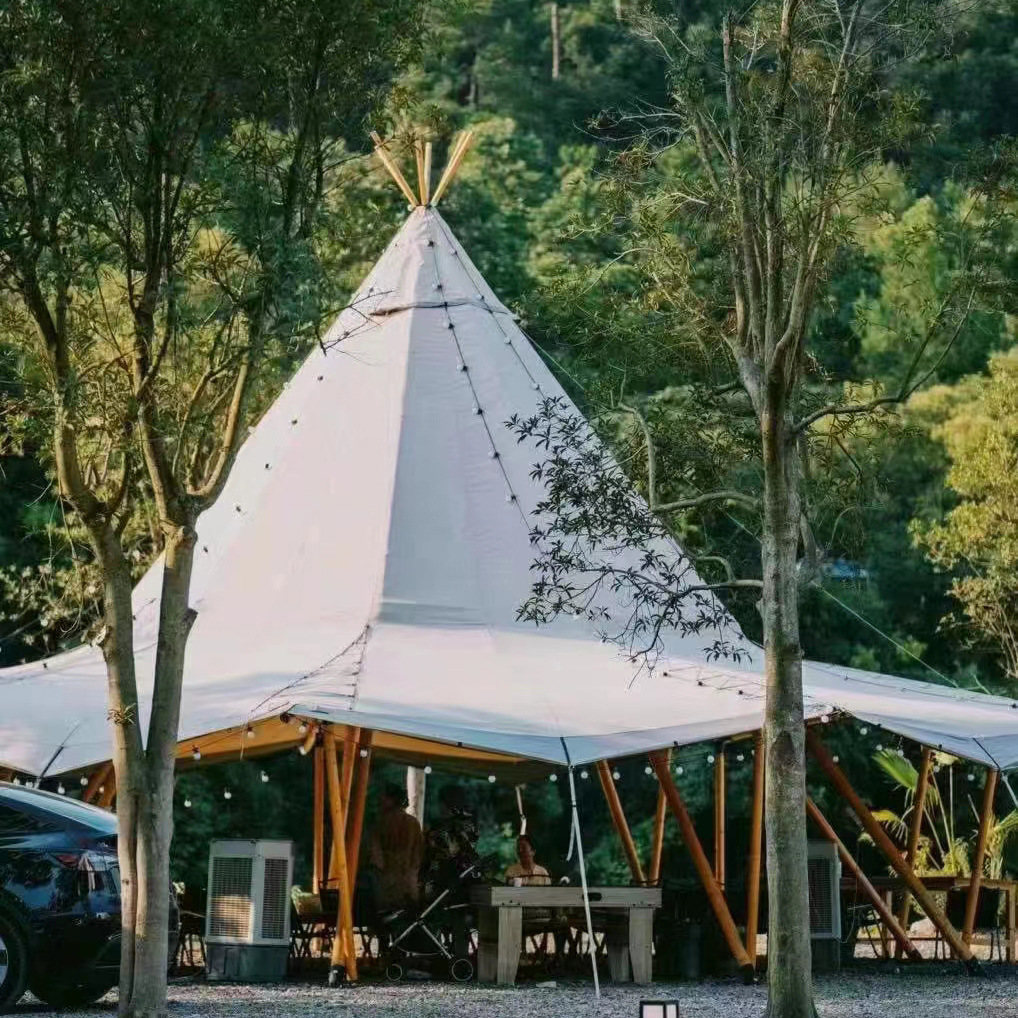 印第安大草帽tipi营地露营接待金字塔帐篷酒吧聚会野奢户外帐篷